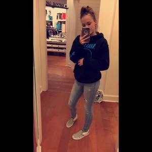 Meet your Posher, Riley